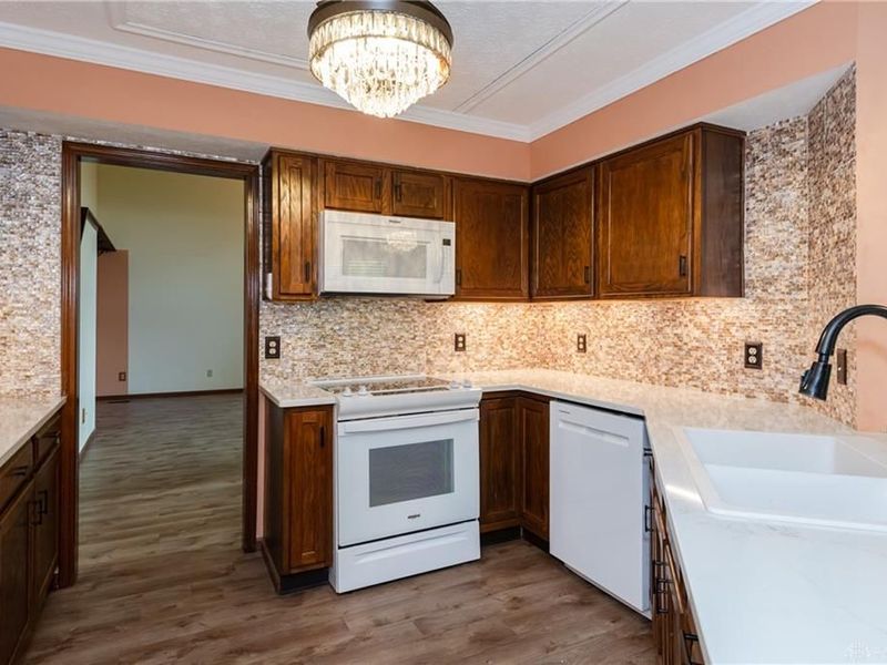 587 Cottingwood Court, Kettering, OH 45429 Photo 11