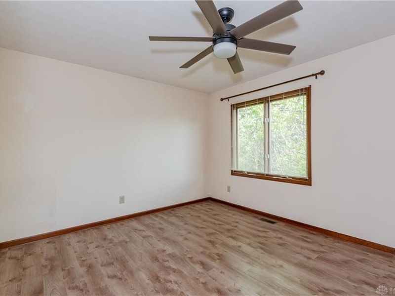 587 Cottingwood Court, Kettering, OH 45429 Photo 25