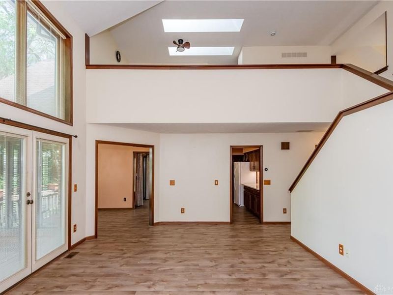 587 Cottingwood Court, Kettering, OH 45429 Photo 6