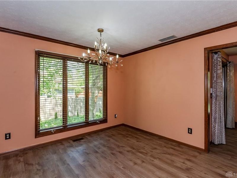 587 Cottingwood Court, Kettering, OH 45429 Photo 7