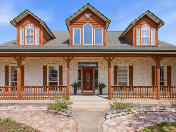 148 N Stallion Estates DR , Spring Branch, TX 78070