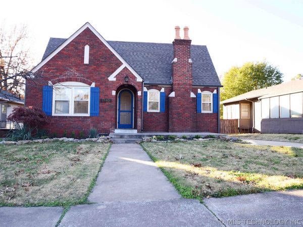 1740 S Yorktown Avenue , Tulsa, OK 74104