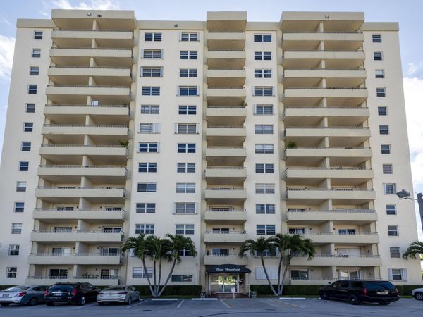 900 NE 18th Avenue, Unit 409, Fort Lauderdale, FL 33304