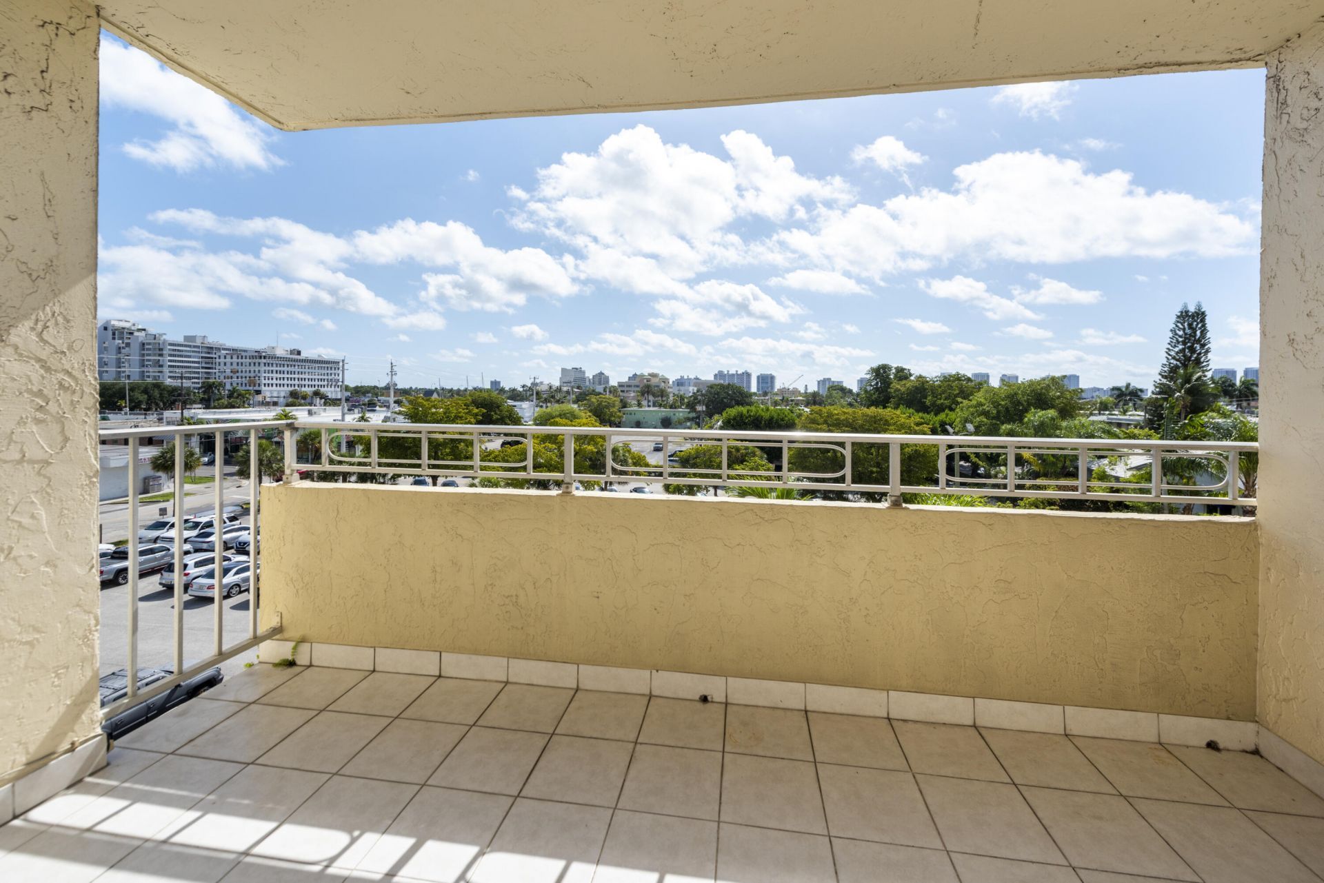 900 NE 18th Avenue, Unit 409, Fort Lauderdale, FL 33304 Photo