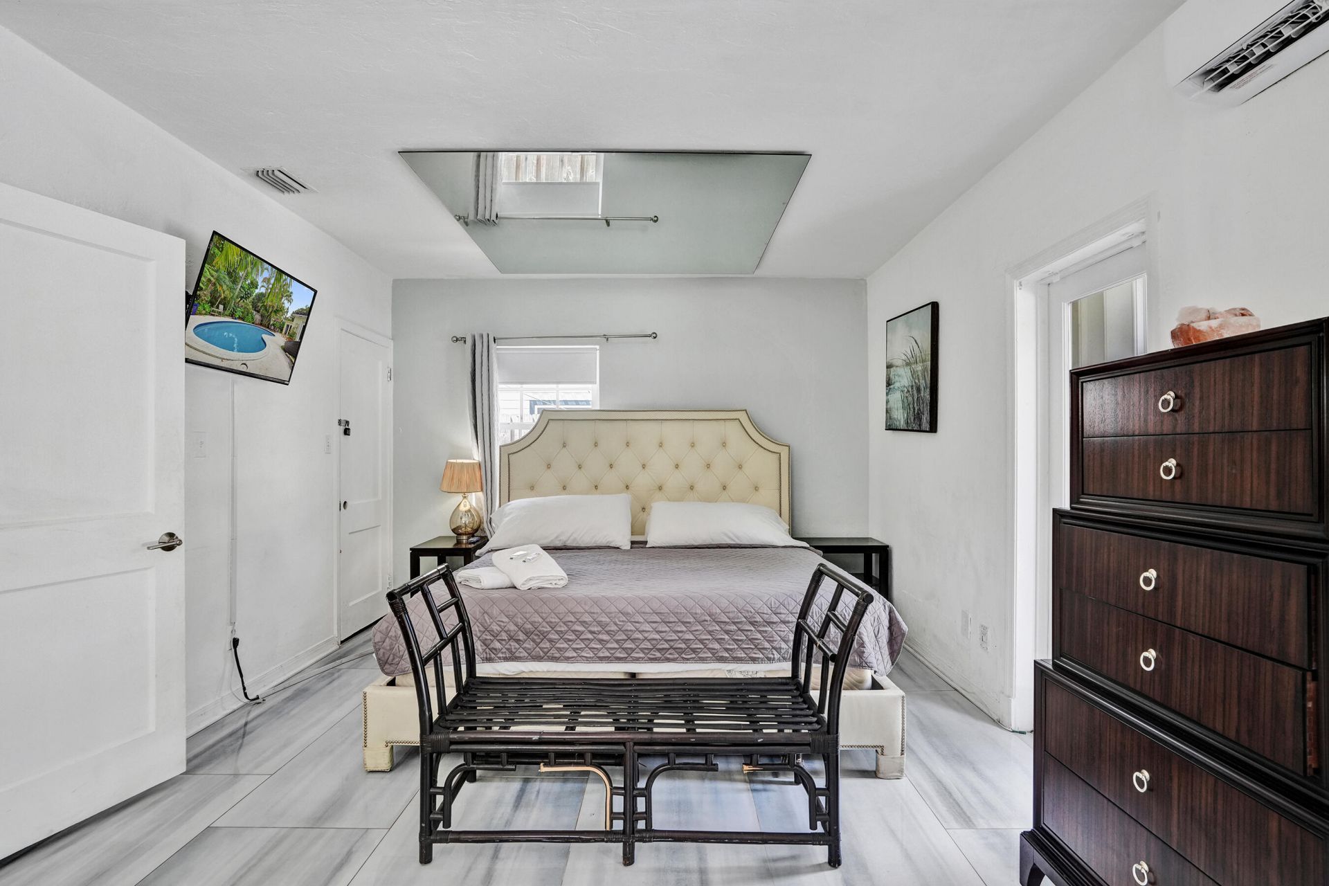 530 NE 11th Avenue, Fort Lauderdale, FL 33301 Photo