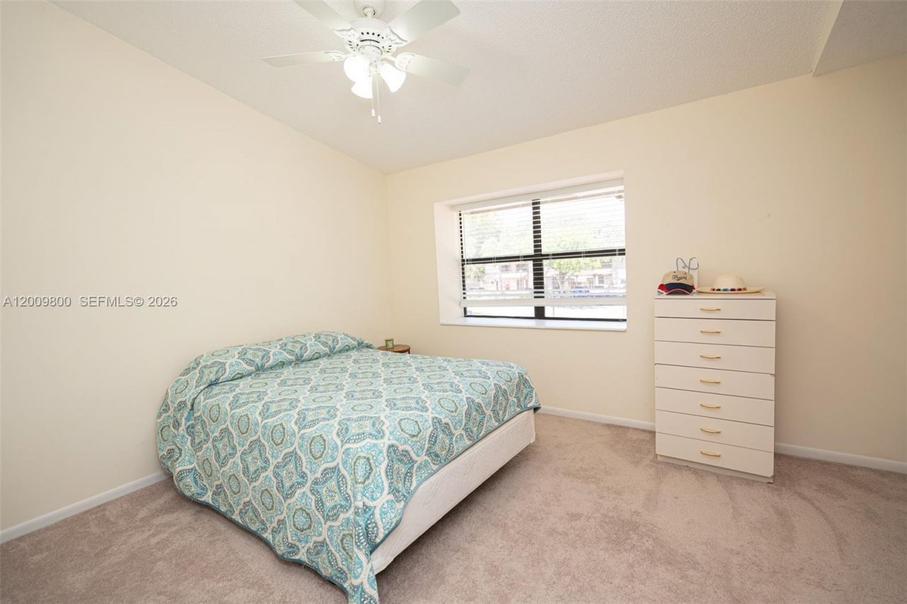4715 NW 82nd Ave , Unit 1405, Lauderhill, FL 33351 Photo