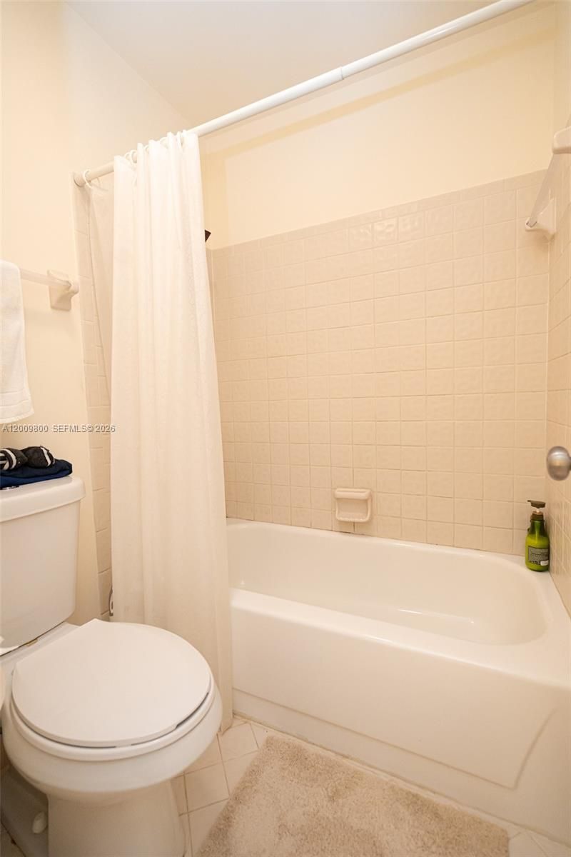 4715 NW 82nd Ave , Unit 1405, Lauderhill, FL 33351 Photo