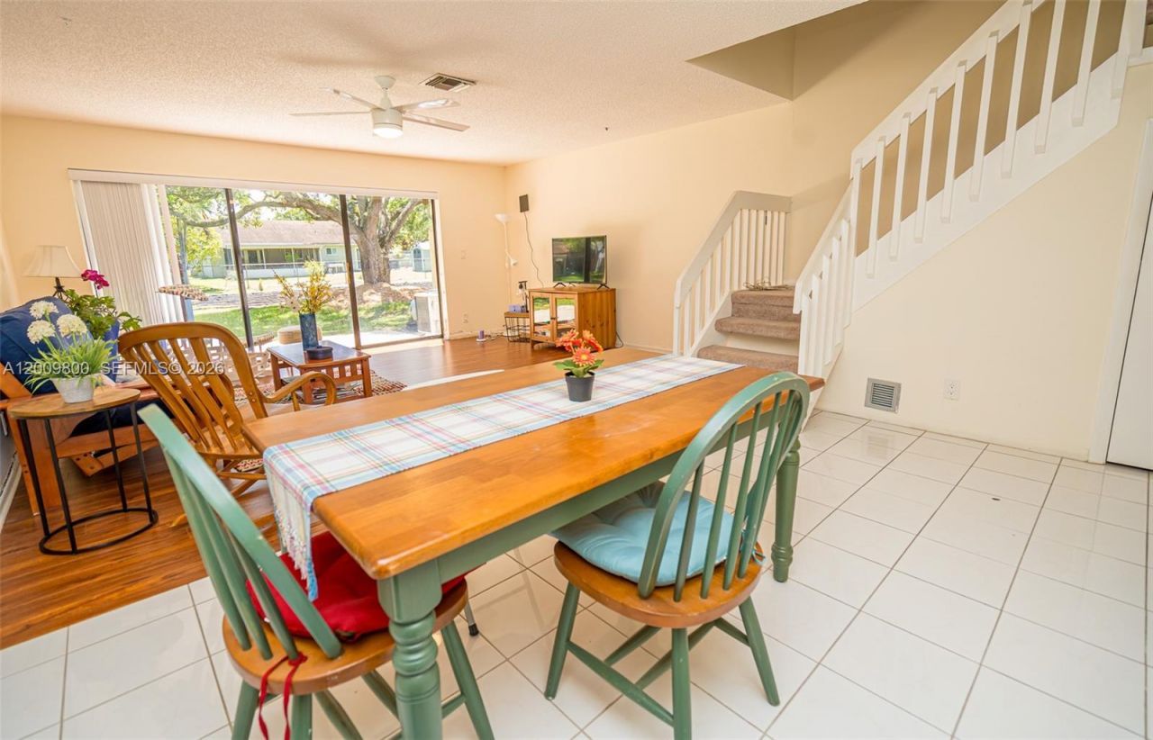 4715 NW 82nd Ave , Unit 1405, Lauderhill, FL 33351 Photo