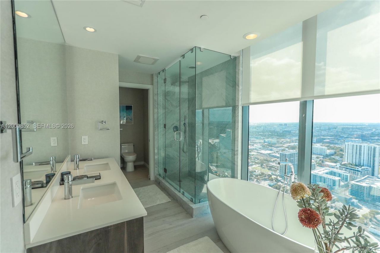 480 NE 31st St, Unit 4907, Miami, FL 33137 Photo
