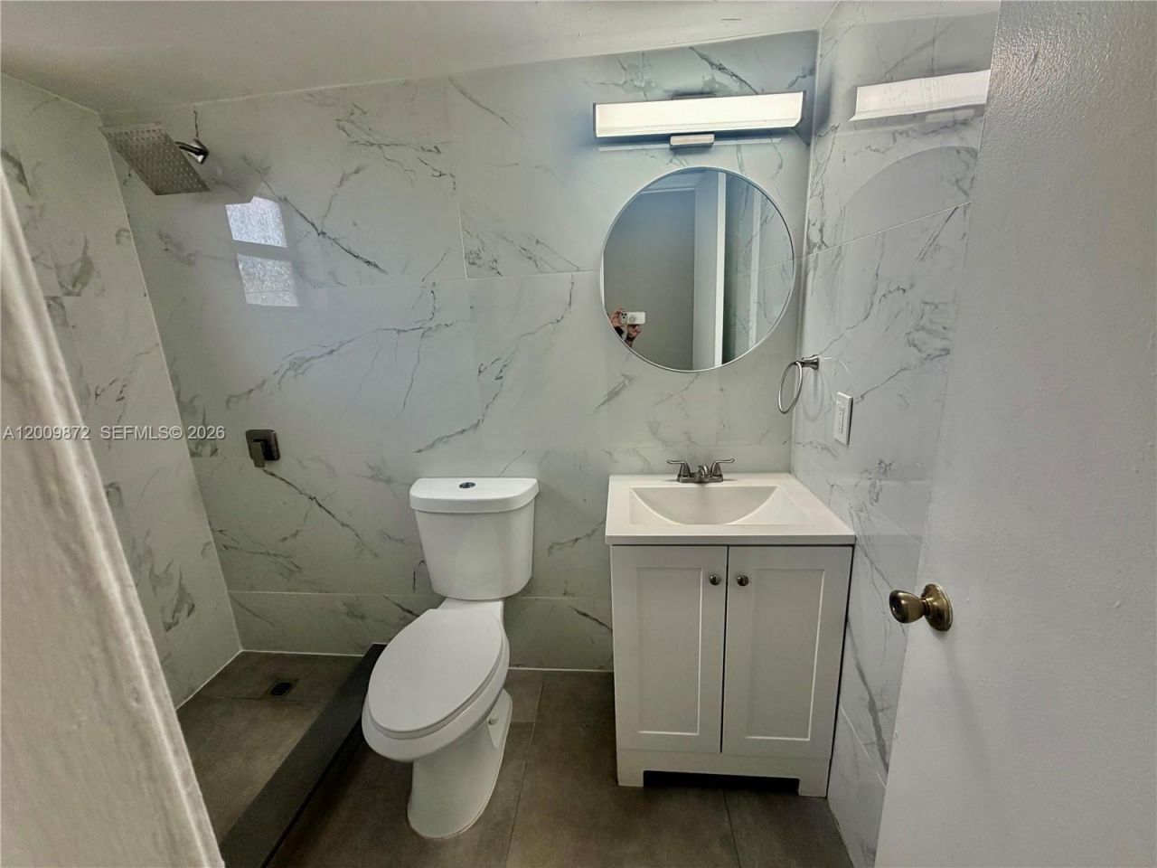 8185 NW 7th St, Unit 209, Miami, FL 33126 Photo