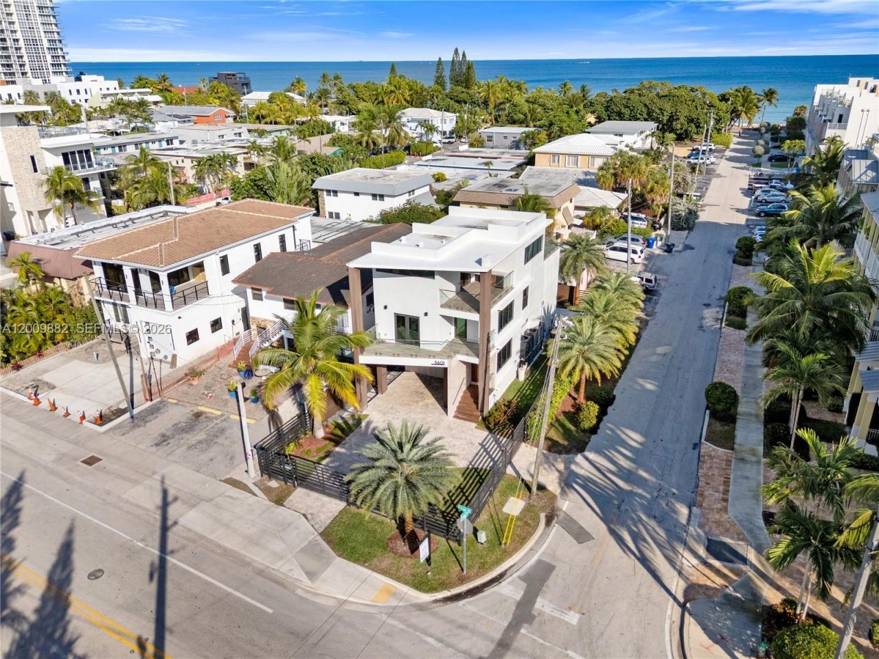 5601 N Ocean Dr , Unit 5601, Hollywood, FL 33019 Photo