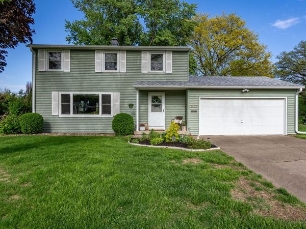 2625 Fairhaven Road , Davenport, IA 52803