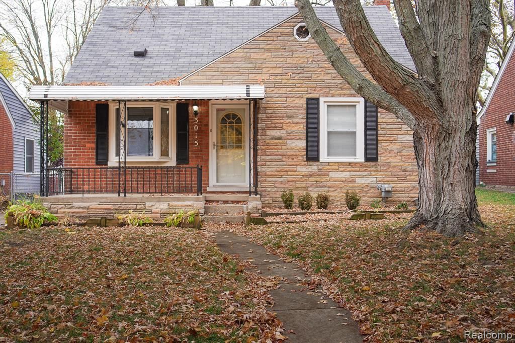 3015 N Vermont Avenue, Royal Oak, MI 48073 Main Photo