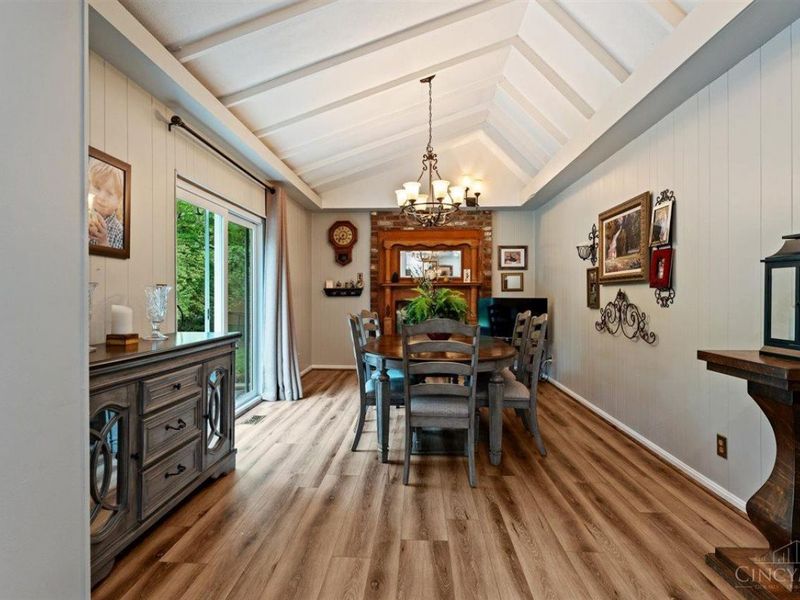 5249 Blenheim Court, Delhi Twp, OH 45238 Photo 9