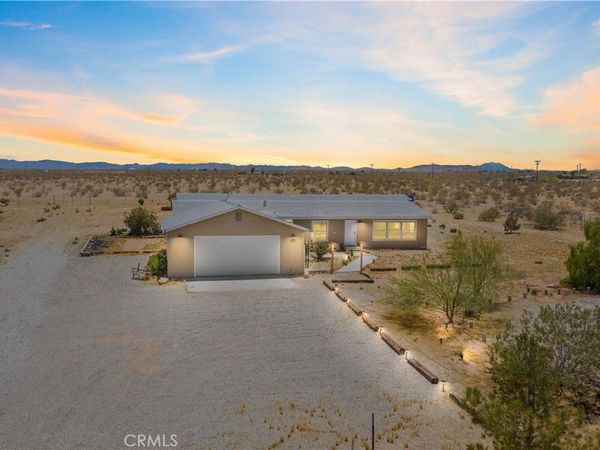 61375 Leslie Lane, Landers, CA 92285