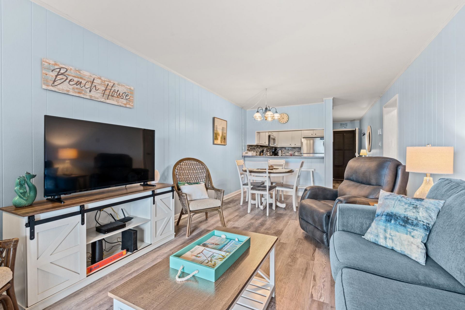 9501 Shore Dr.  Photo 11