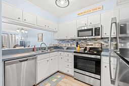 9501 Shore Dr.  photo 4