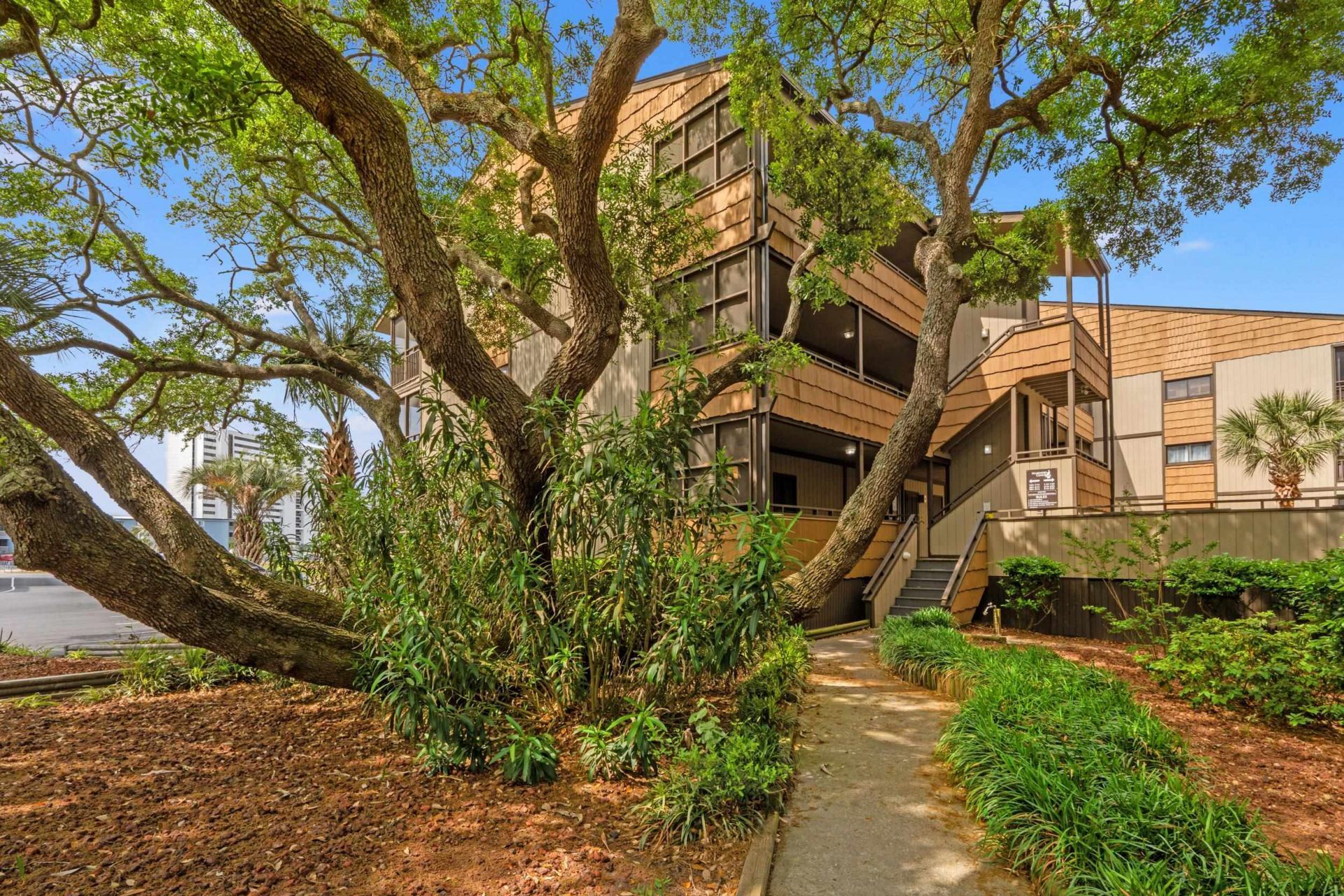 9501 Shore Dr.  Photo 33