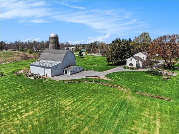 8361 State Route 5 And 20 , West Bloomfield, NY 14469