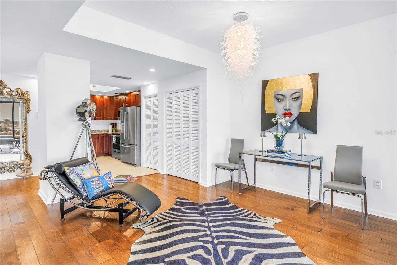 1 Beach Drive Se, Unit 1207, Saint Petersburg, FL 33701 Photo