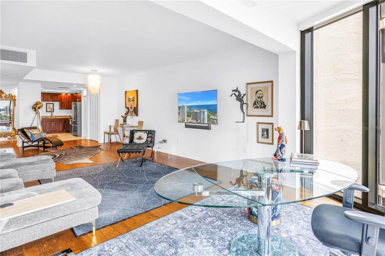 1 Beach Drive Se, Unit 1207, Saint Petersburg, FL 33701 Photo