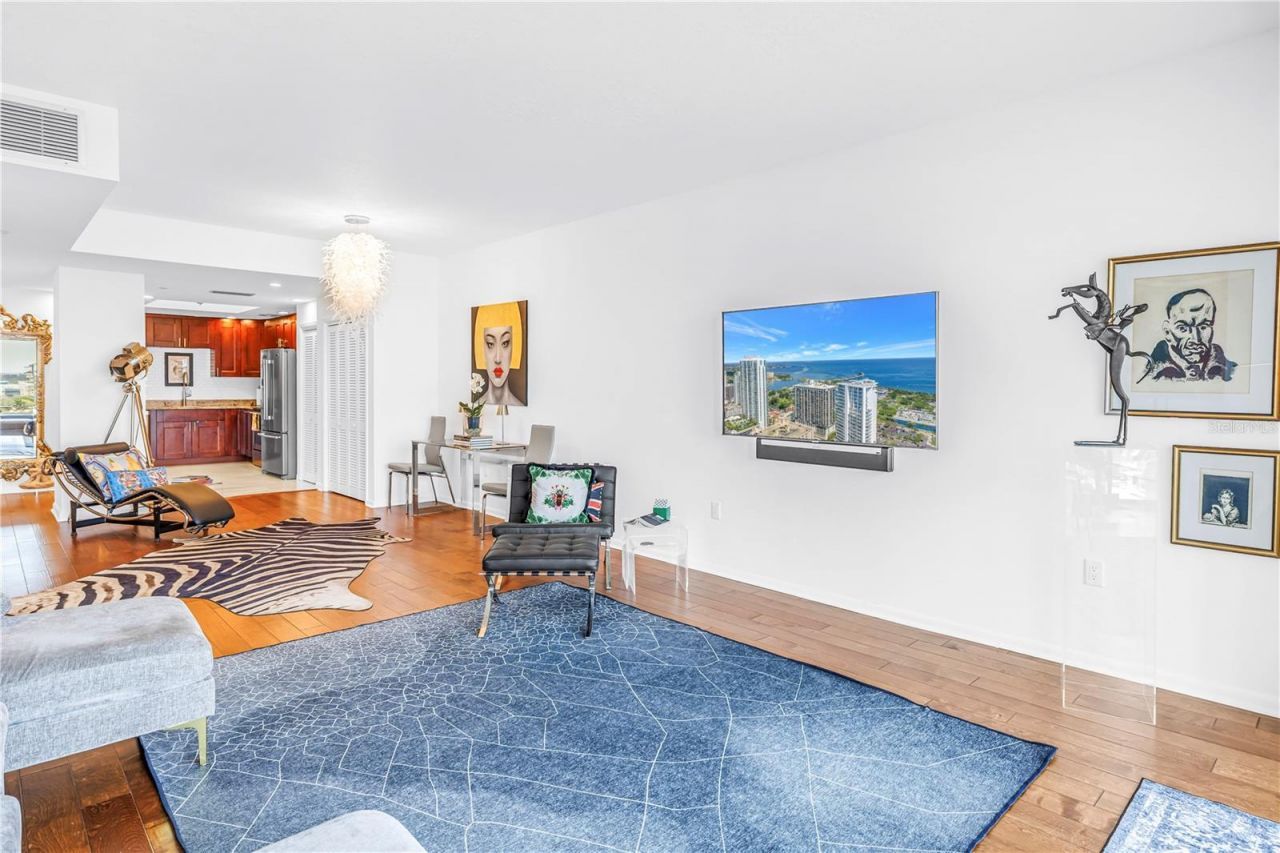 1 Beach Drive Se, Unit 1207, Saint Petersburg, FL 33701 Photo