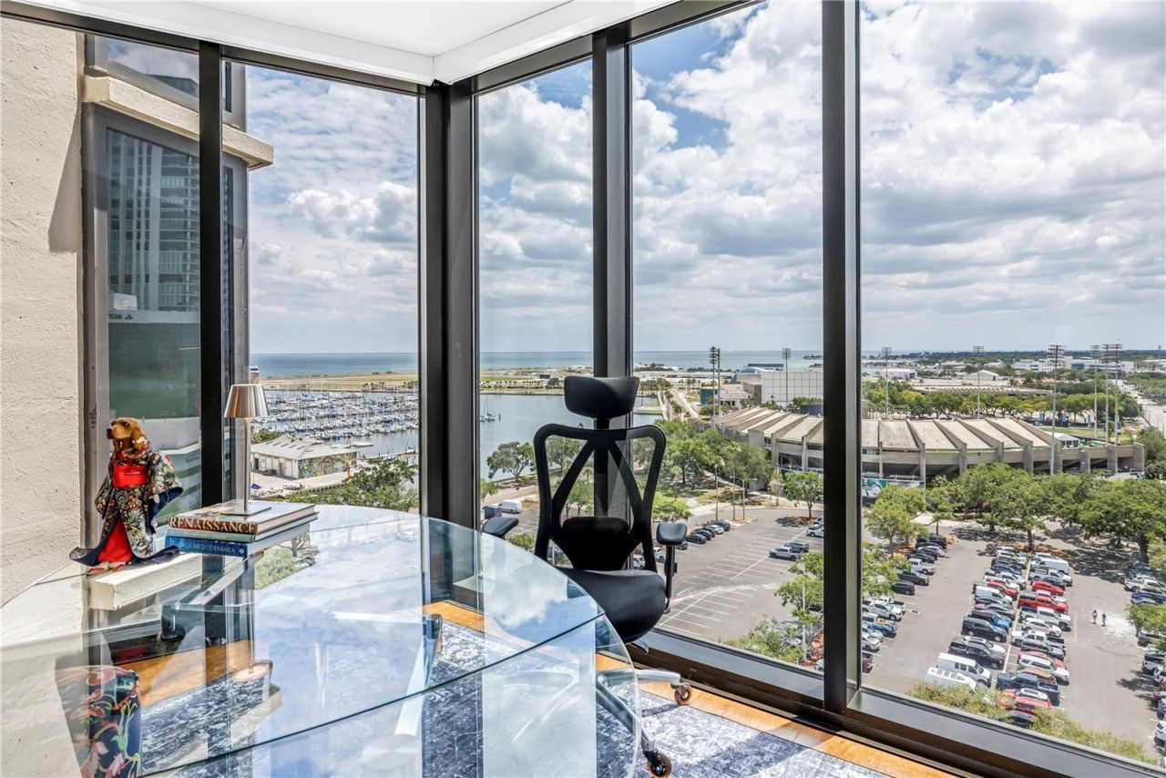 1 Beach Drive Se, Unit 1207, Saint Petersburg, FL 33701 Photo