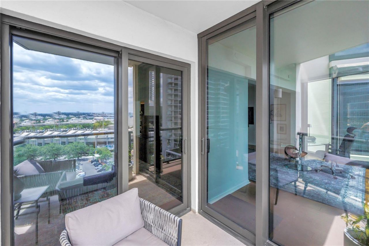 1 Beach Drive Se, Unit 1207, Saint Petersburg, FL 33701 Photo