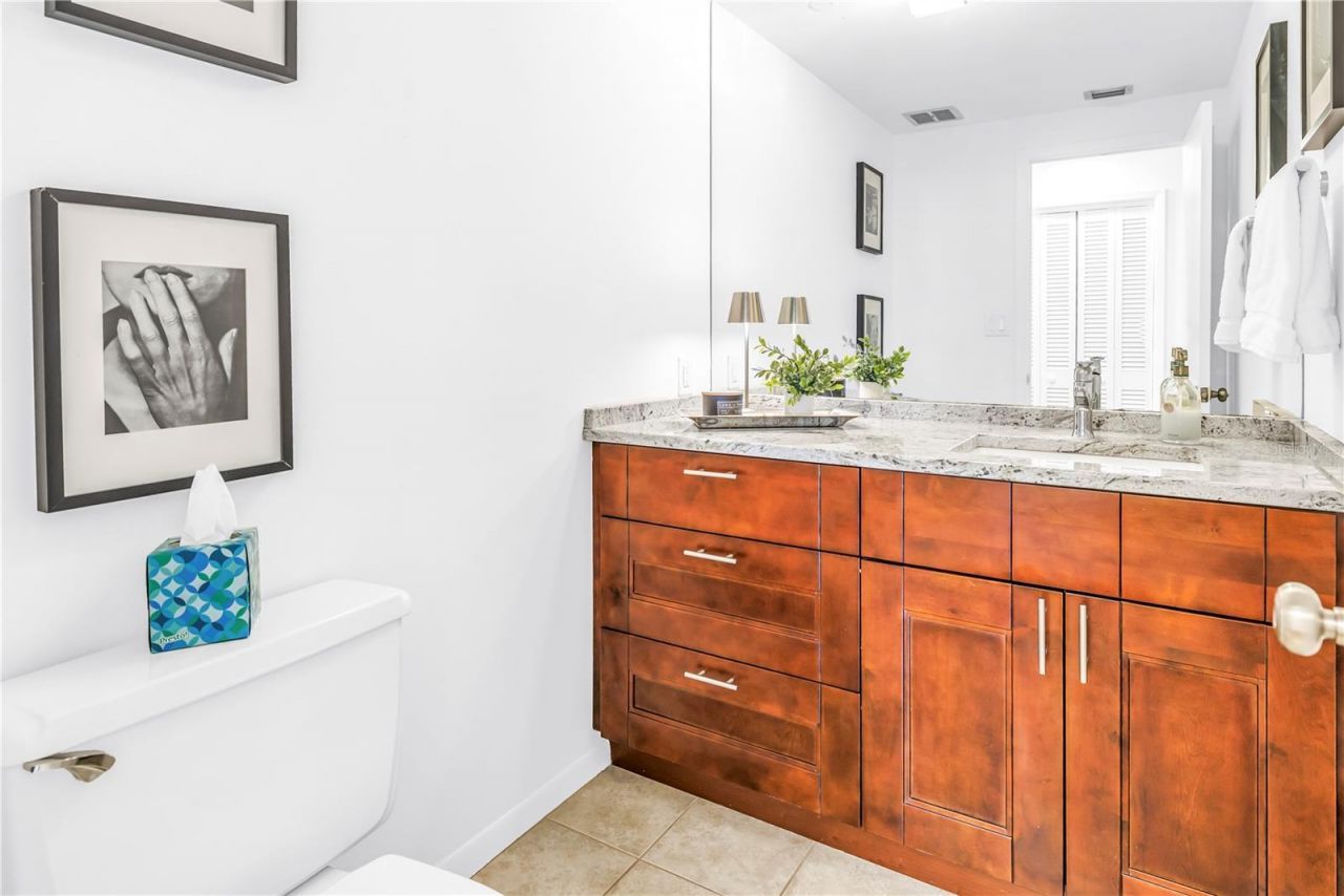 1 Beach Drive Se, Unit 1207, Saint Petersburg, FL 33701 Photo