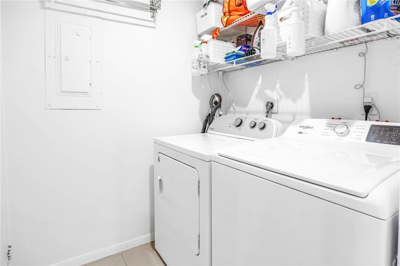 1 Beach Drive Se, Unit 1207, Saint Petersburg, FL 33701 Photo