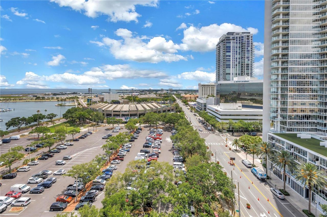 1 Beach Drive Se, Unit 1207, Saint Petersburg, FL 33701 Photo