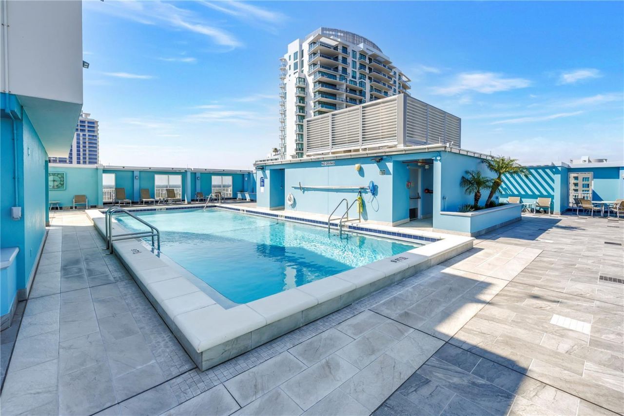 1 Beach Drive Se, Unit 1207, Saint Petersburg, FL 33701 Photo