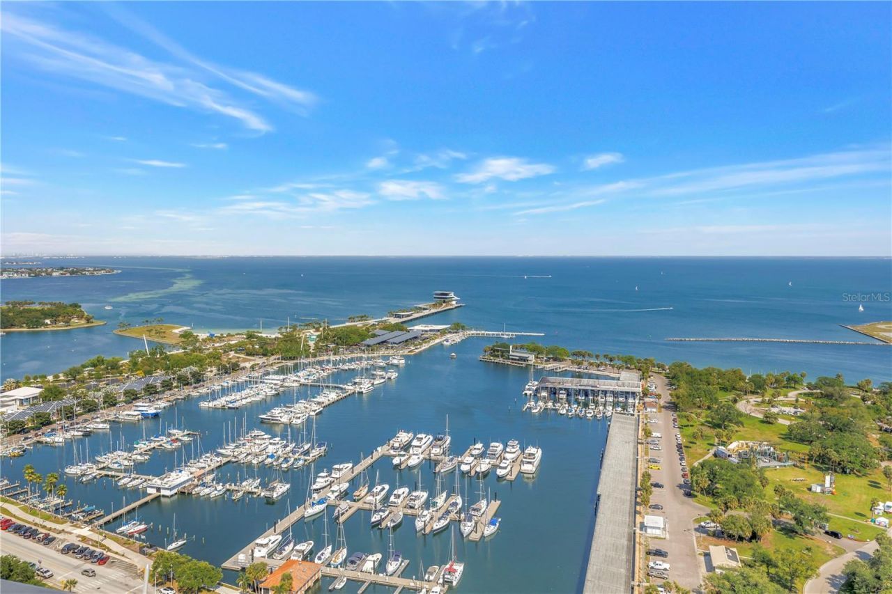 1 Beach Drive Se, Unit 1207, Saint Petersburg, FL 33701 Photo