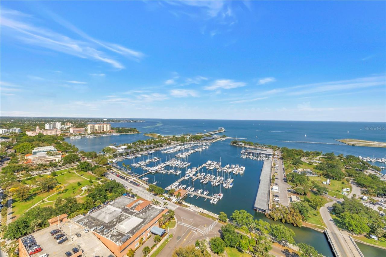1 Beach Drive Se, Unit 1207, Saint Petersburg, FL 33701 Photo