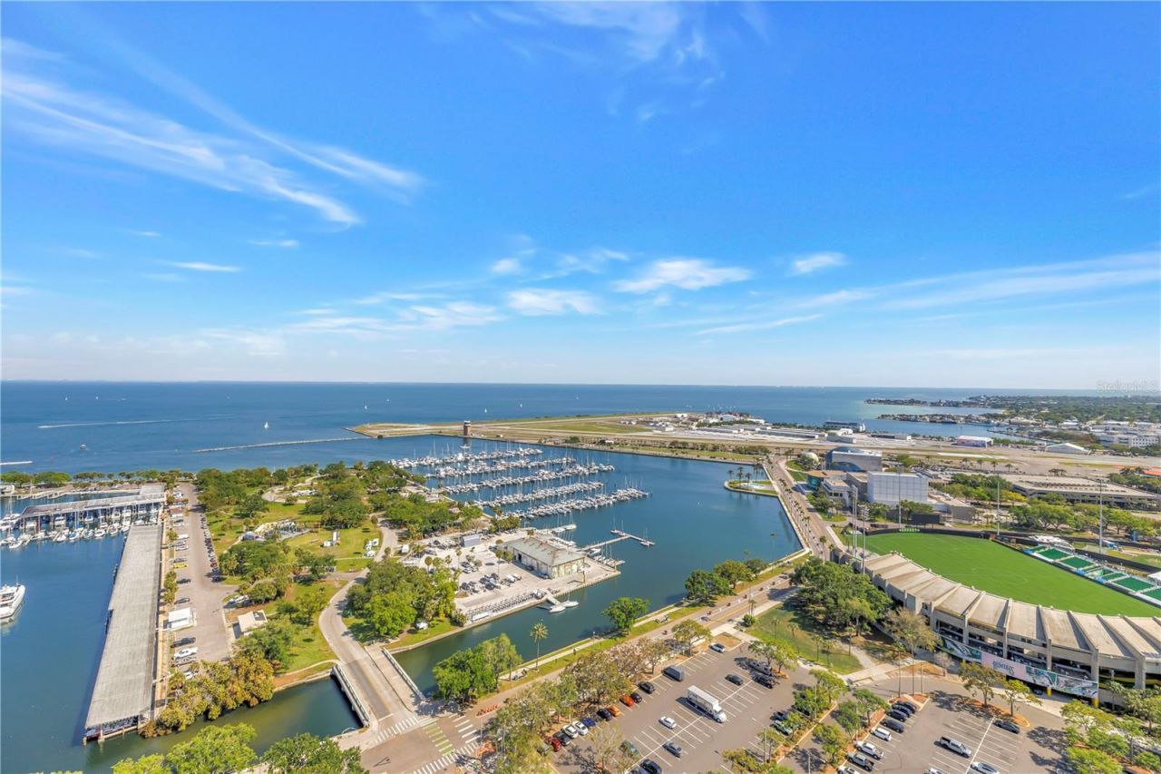 1 Beach Drive Se, Unit 1207, Saint Petersburg, FL 33701 Photo