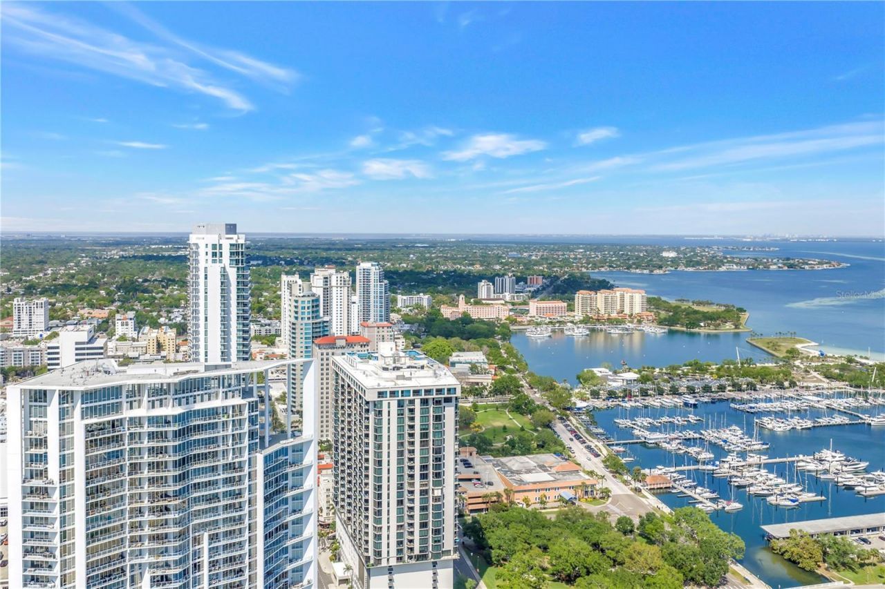 1 Beach Drive Se, Unit 1207, Saint Petersburg, FL 33701 Photo