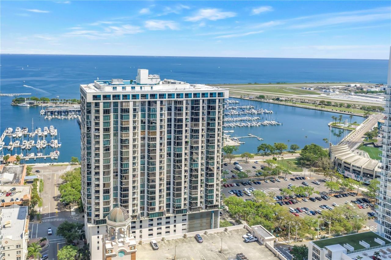 1 Beach Drive Se, Unit 1207, Saint Petersburg, FL 33701 Photo