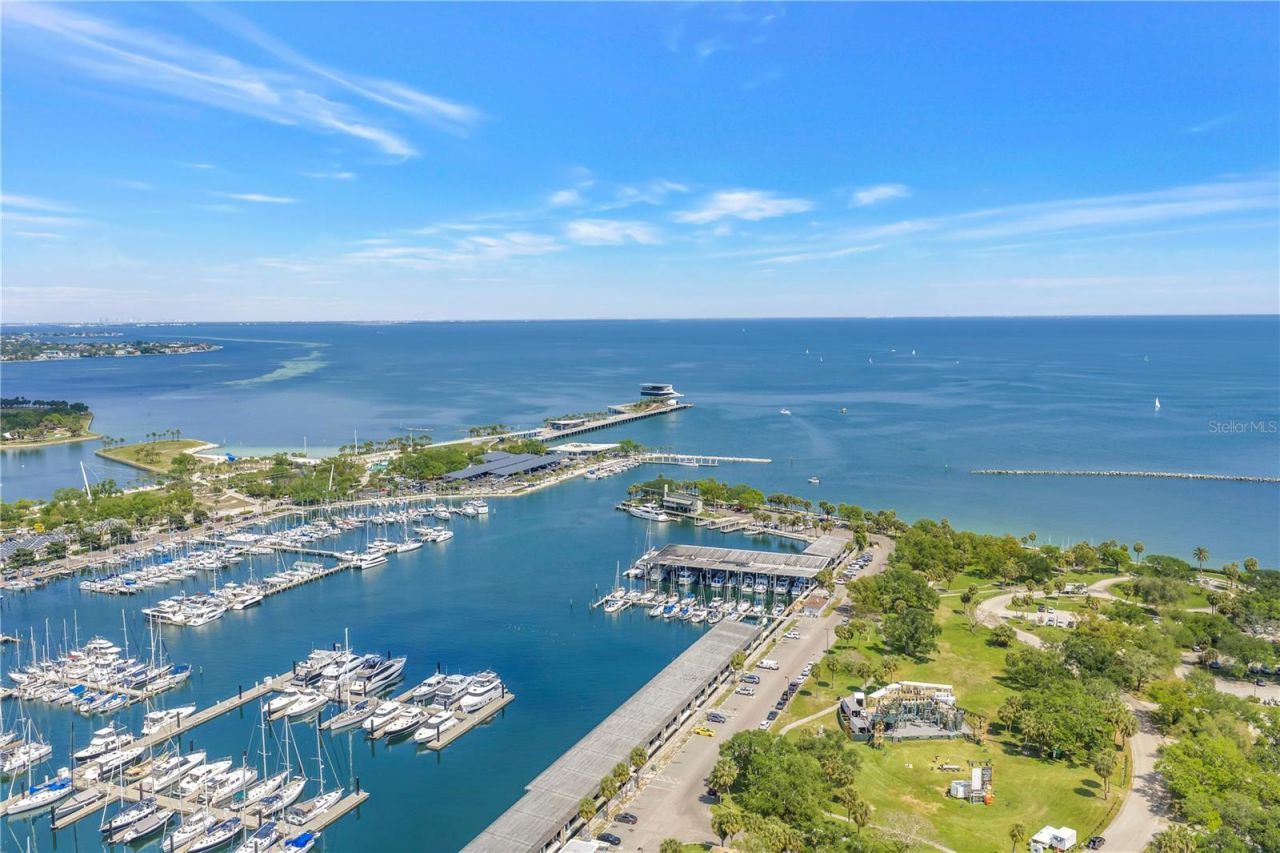 1 Beach Drive Se, Unit 1207, Saint Petersburg, FL 33701 Photo