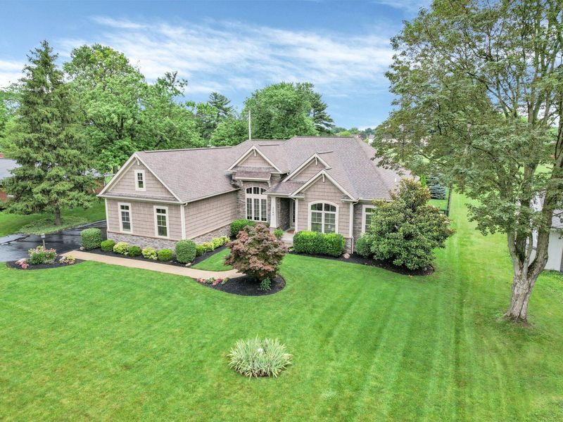 5042 Henderson Heights Road, Columbus, OH 43220 Photo 54