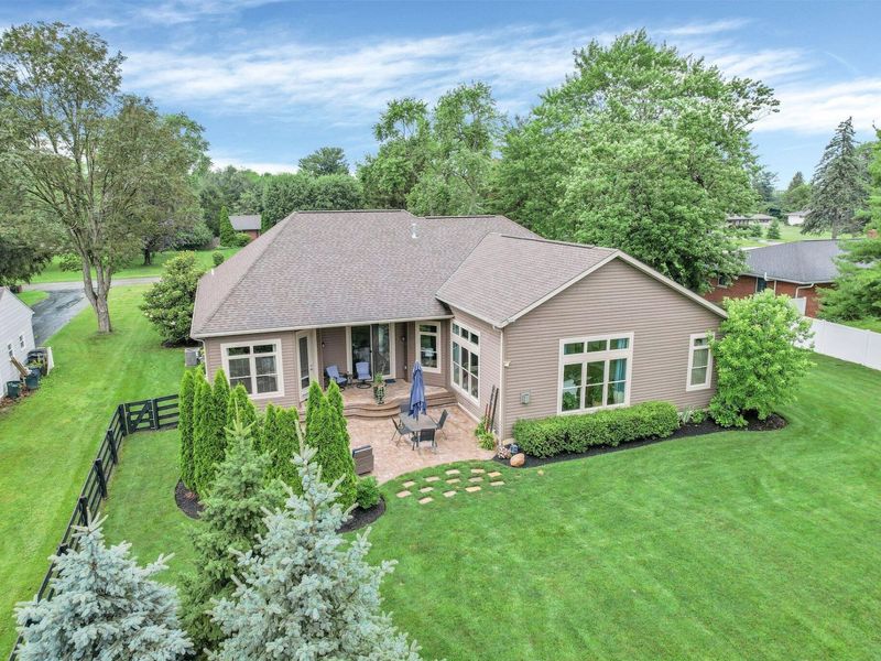 5042 Henderson Heights Road, Columbus, OH 43220 Photo 56