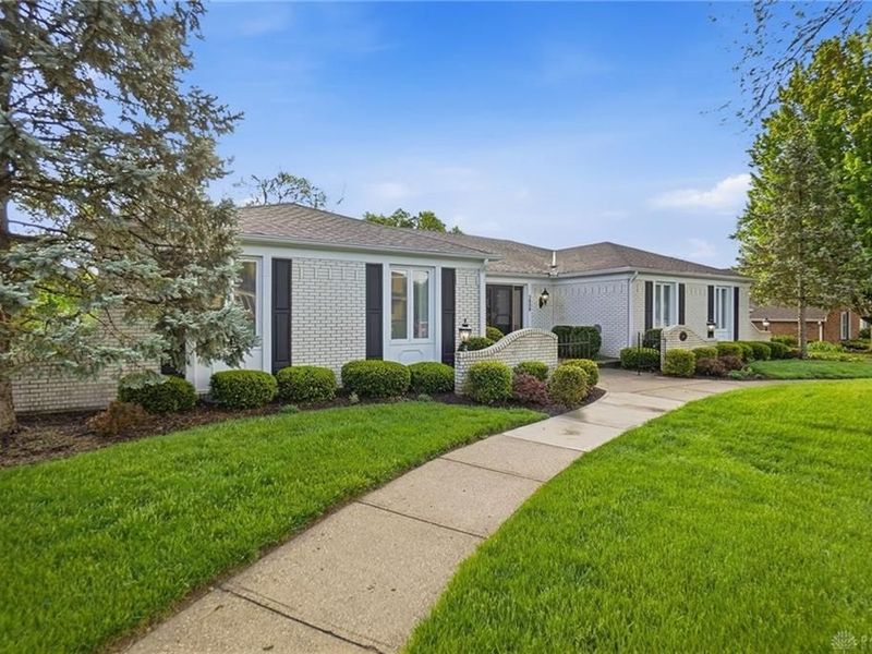 5008 Marilake Circle, Kettering, OH 45429 Photo 11