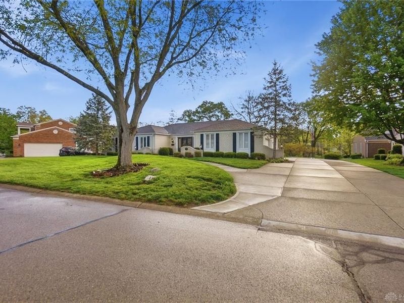 5008 Marilake Circle, Kettering, OH 45429 Photo 8