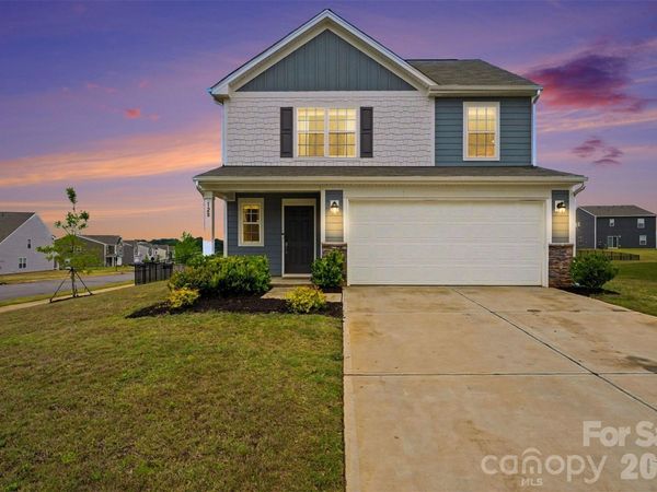 128 Hanging Rock Trail, Statesville, NC 28625