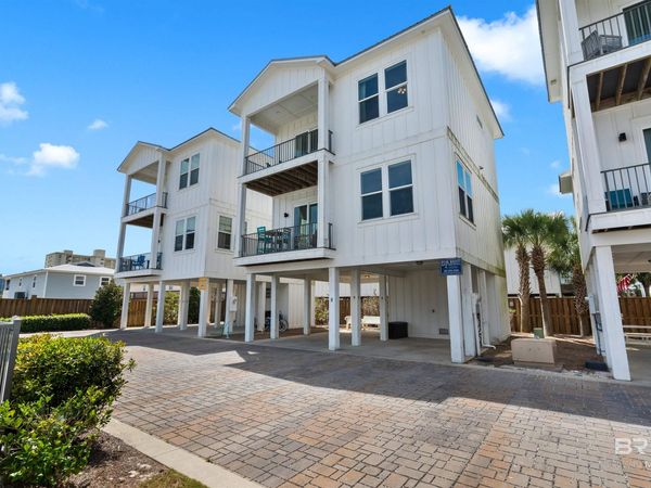 435 E 2nd Avenue, Unit B, Gulf Shores, AL 36542