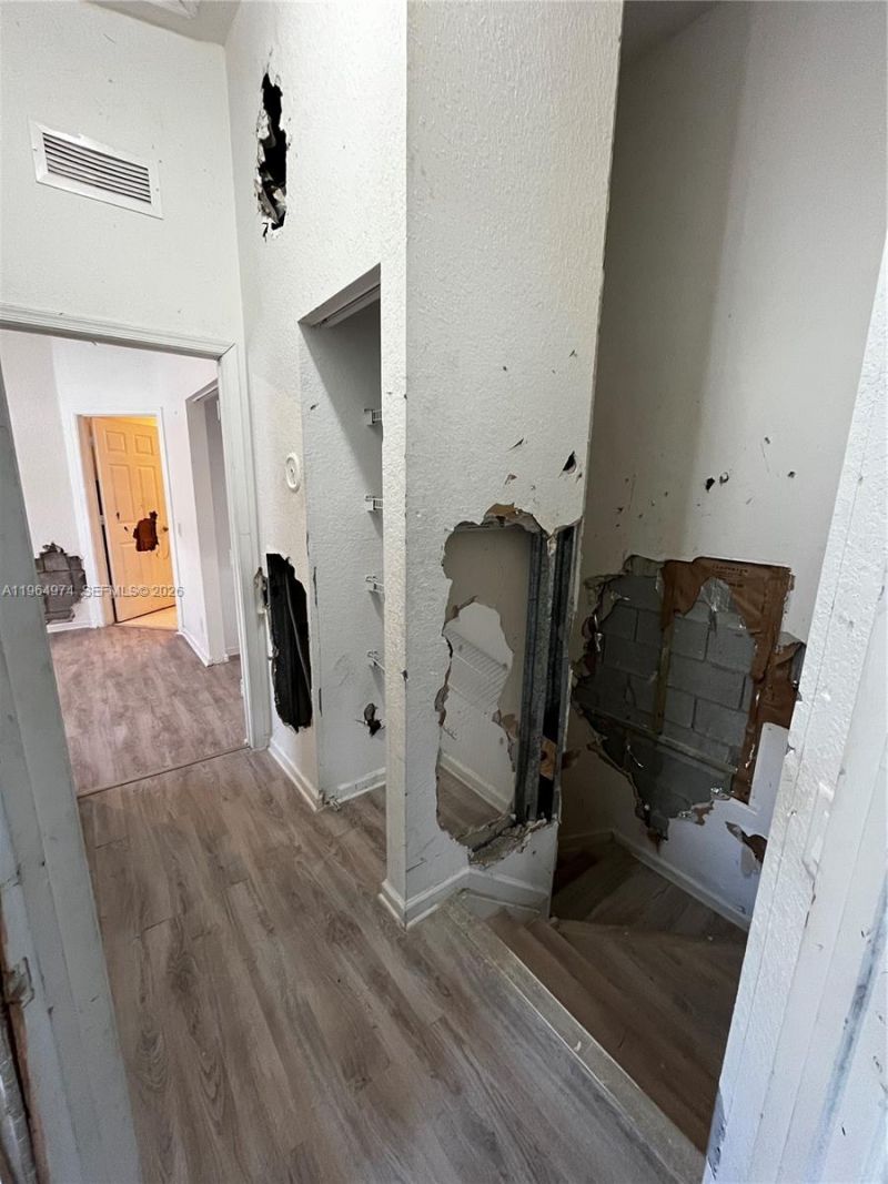 3021 Laurel Ridge Cir , Riviera Beach, FL 33404 Photo