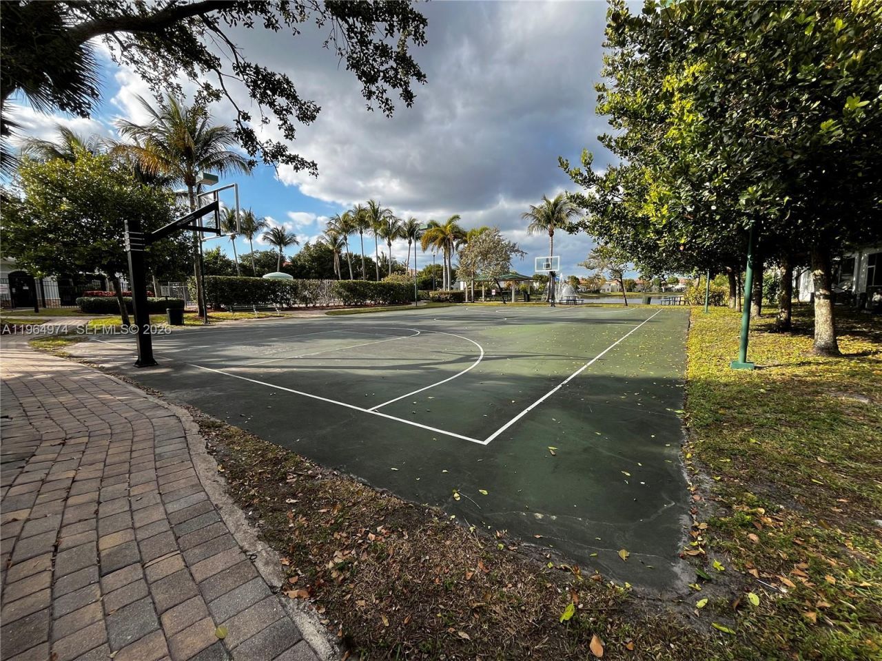 3021 Laurel Ridge Cir , Riviera Beach, FL 33404 Photo