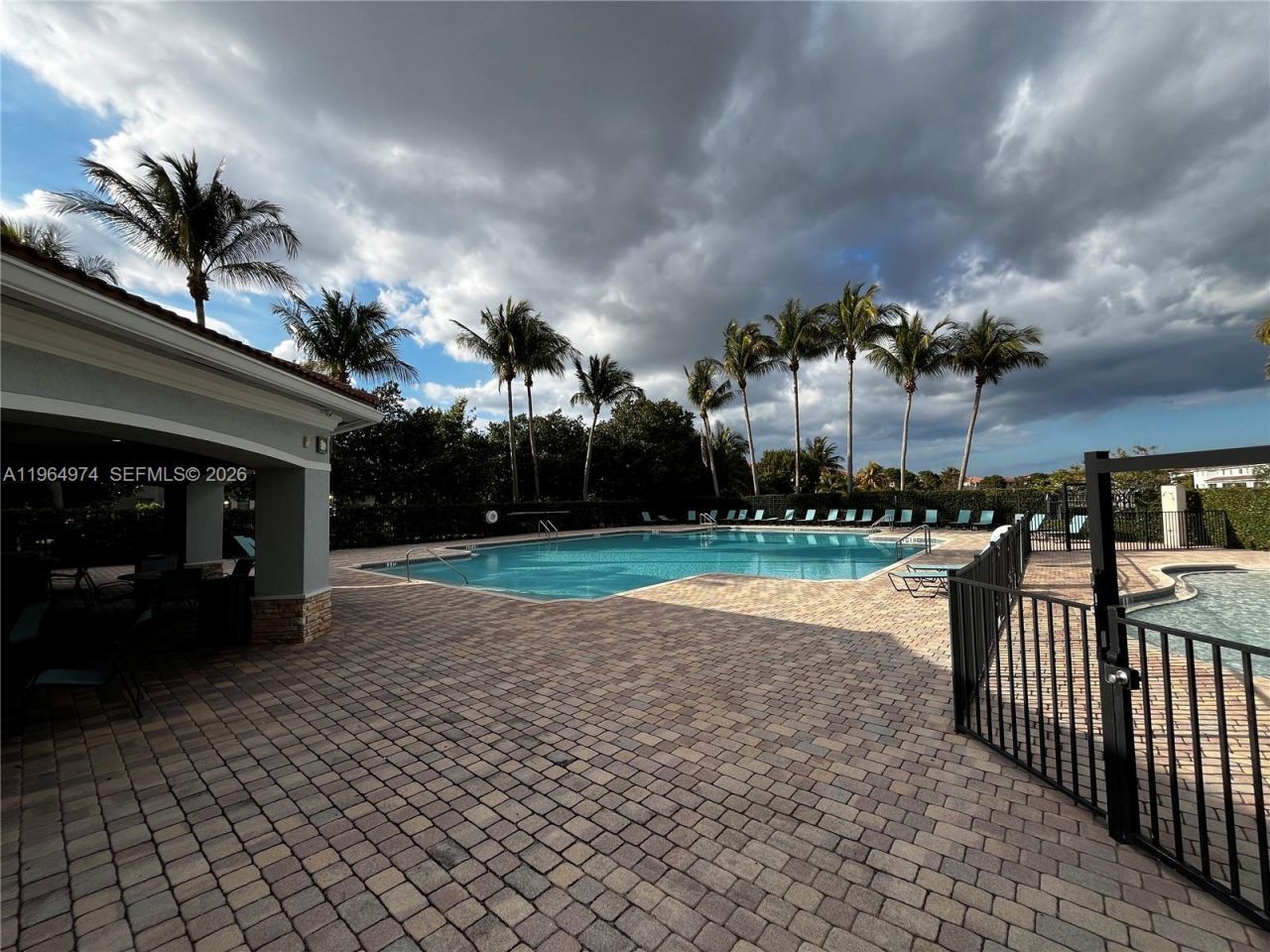 3021 Laurel Ridge Cir , Riviera Beach, FL 33404 Photo