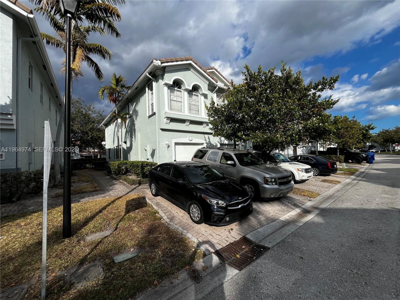 3021 Laurel Ridge Cir , Riviera Beach, FL 33404 Photo