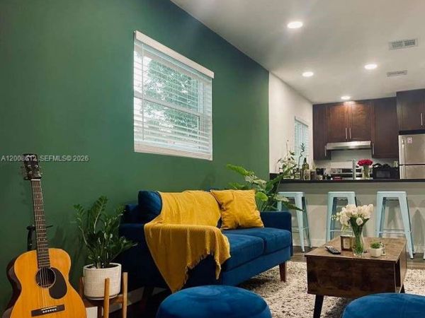 22 NW 14th Ave , Dania Beach, FL 33004