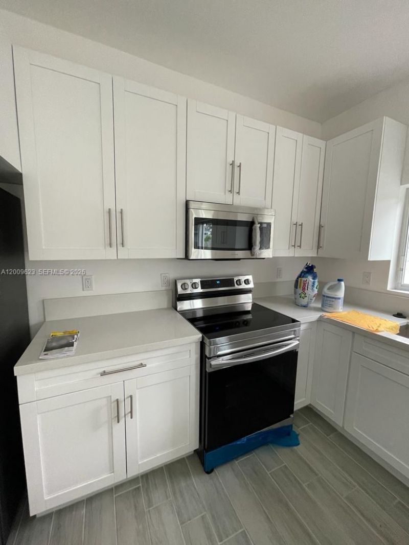 920 NW 81st St , Miami, FL 33150 Photo